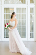 Load image into Gallery viewer, BHLDN &#39;Nina&#39; size 4 used wedding dress front view on bride
