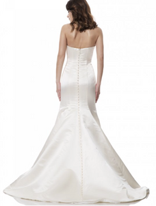 Olia Zavozina 'Allie' size 14 used wedding dress back view on model