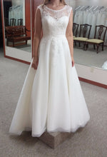 Load image into Gallery viewer, Custom &#39;Ivory&#39; - Custom - Nearly Newlywed Bridal Boutique - 4
