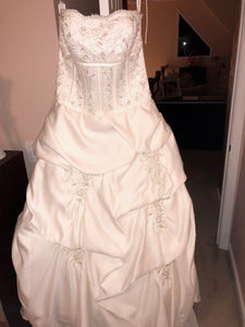 Forever Yours 'Gorgeous' size 12 new wedding dress front view on hanger