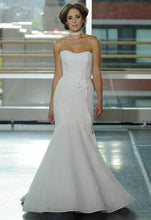 Load image into Gallery viewer, Rivini &#39;VALEnTINA&#39; - Rivini - Nearly Newlywed Bridal Boutique - 1

