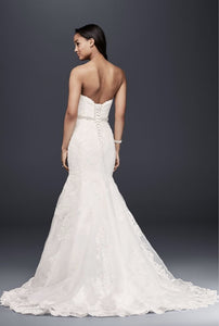 David's Bridal 'Sweetheart Trumpet' size 10 new wedding dress back view on model