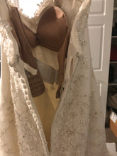 Load image into Gallery viewer, Michelle Roth &#39;Eda&#39; size 10 used wedding dress back view on hanger

