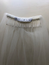 Load image into Gallery viewer, Amsale &#39;Rowan&#39; size 12 used wedding dress view of veil
