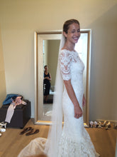 Load image into Gallery viewer, Marchesa lace 3/4 sleeve mermaid - Marchesa - Nearly Newlywed Bridal Boutique - 4
