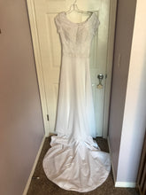 Load image into Gallery viewer, Bonny Bridal &#39;Sequin&#39; size 4 used wedding dress front view on hanger
