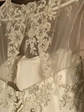 Load image into Gallery viewer, Custom &#39;Beautiful&#39; size 12 used wedding dress close up view of back
