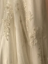 Load image into Gallery viewer, Custom &#39;Beautiful&#39; size 12 used wedding dress view of fabric

