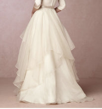 Load image into Gallery viewer, BHLDN &#39;Lowell Skirt&#39; size 6 new wedding dress back view on model
