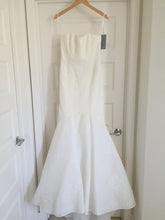 Load image into Gallery viewer, Rivini &#39;VALEnTINA&#39; - Rivini - Nearly Newlywed Bridal Boutique - 3
