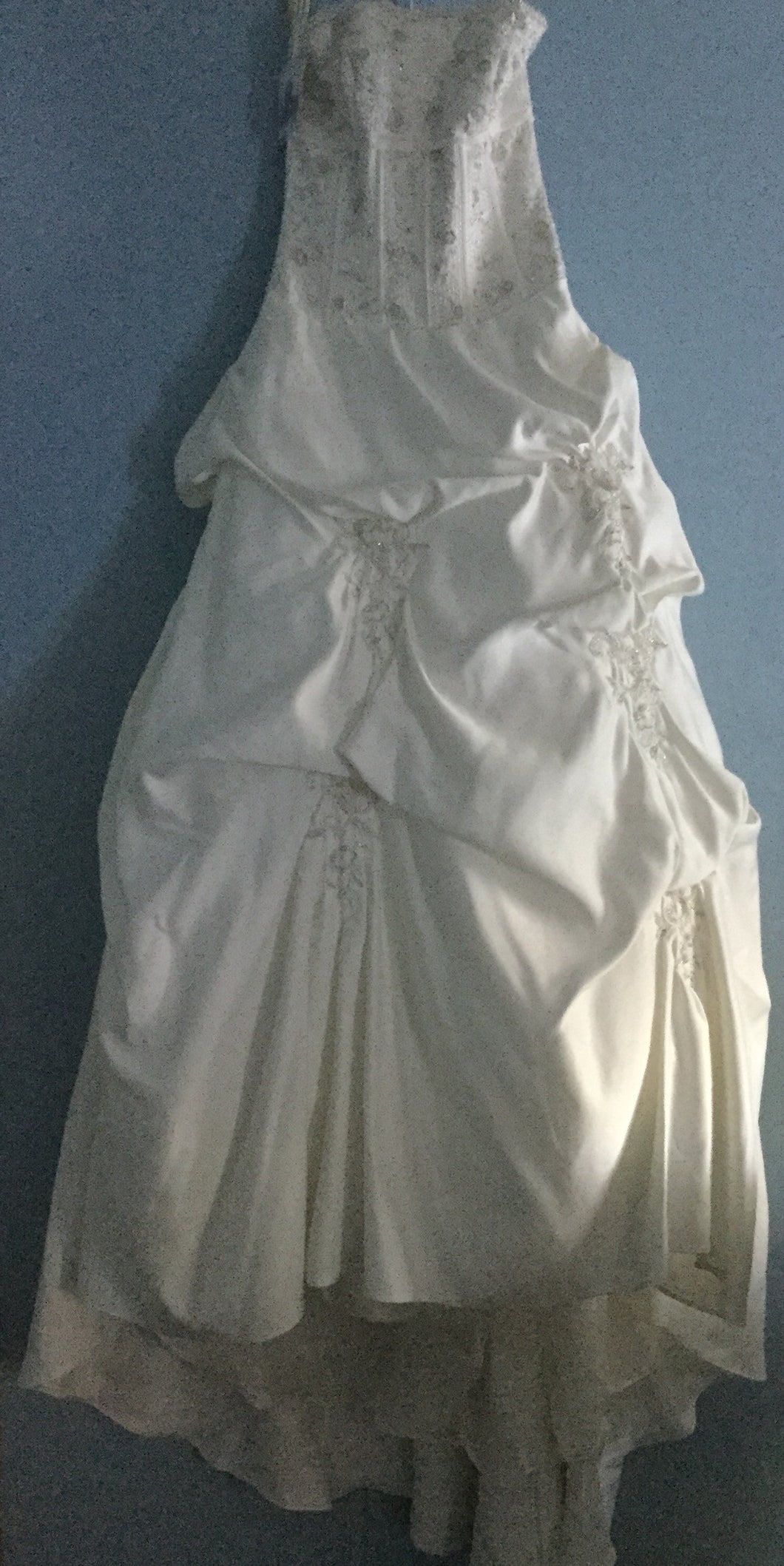Forever Yours '47133' size 4 sample wedding dress front view on hanger