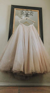 Watters 'Ahsan Skirt' size 8 new wedding dress back view on hanger