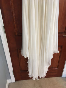 Catherine Deane 'Skirt' size 6 new wedding dress view of hemline