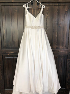 Mori Lee 'Maribella' size 12 used wedding dress front view on hanger