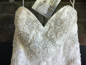 Maggie Sottero 'Avery' size 10 new wedding dress front view close up