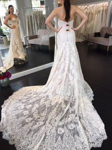 'Martina Liana 'ML803CRZP' size 6 used wedding dress back view on bride