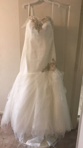 Allure '9002' size 12 new wedding dress front view on hanger