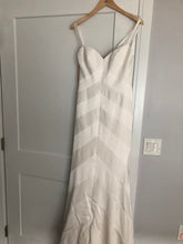 Load image into Gallery viewer, BHLDN &#39;Emblem&#39; size 4 new wedding dress front view on hanger
