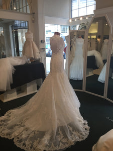 Allure Bridals '8956' - Allure Bridals - Nearly Newlywed Bridal Boutique - 1