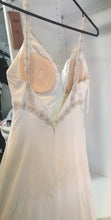 Load image into Gallery viewer, Tara Keely &#39;Classic&#39; size 4 used wedding dress back view on hanger

