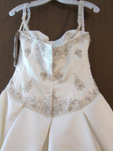 Load image into Gallery viewer, Kirstie Kelly &#39;Sleeping Beauty&#39; size 8 new wedding dress back view on hanger
