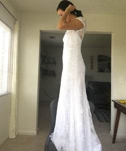 Alfred Angelo '8501' size 4 new wedding dress side view on bride