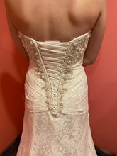 Load image into Gallery viewer, David&#39;s Bridal &#39;YP3344&#39;
