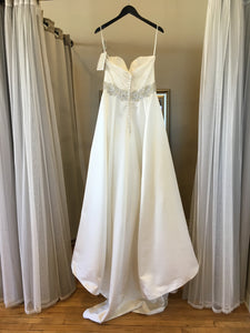 Mori Lee '5266' size 16 sample wedding dress back view on hanger