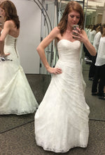 Load image into Gallery viewer, David&#39;s Bridal &#39;10012471&#39; size 2 used wedding dress front view on bride
