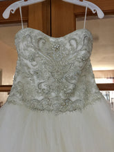 Load image into Gallery viewer, Casablanca &#39;Sea Breeze&#39; size 6 new wedding dress close up on hanger
