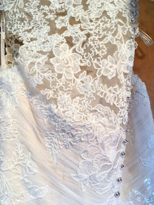 Maggie Sottero 'Patience Lynette' size 12 new wedding dress close up of lace
