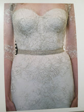 Load image into Gallery viewer, Monique Lhuillier &#39;Cheyenne&#39; - Monique Lhuillier - Nearly Newlywed Bridal Boutique - 2
