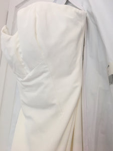 Nicole Miller 'Dakota' size 4 new wedding dress close up of bustline