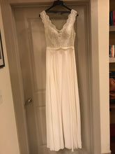Load image into Gallery viewer, Flora Bridal &#39;Madeline&#39; size 4 sample wedding dress front view on hanger
