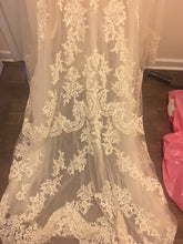 Load image into Gallery viewer, David Tutera &#39;Strapless&#39; size 12 used wedding dress close up of fabric
