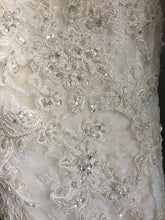 Load image into Gallery viewer, Mori Lee &#39;Lace&#39; size 8 new wedding dress close up of fabric
