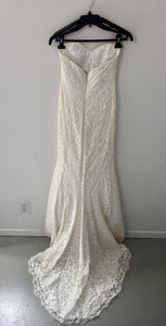 Nicole Miller 'Poppy' size 0 used wedding dress back view on hanger