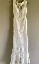 Load image into Gallery viewer, Romona Keveza &#39;L6139&#39; size 2 new wedding dress front view on hanger
