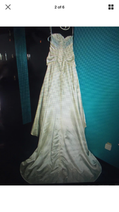 Custom 'Strapless' size 6 used wedding dress back view on hanger