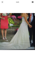 Load image into Gallery viewer, Custom &#39;Strapless&#39; size 6 used wedding dress side view on bride
