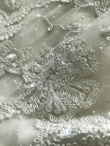 Oscar de la Renta 'MTO' size 4 new wedding dress view of fabric