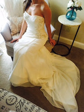 Load image into Gallery viewer, 2Be Bride &#39;G231055&#39; - 2Be Bride - Nearly Newlywed Bridal Boutique - 7
