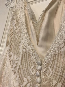 BHLDN 'Reinhart' size 6 new wedding dress close up of fabric