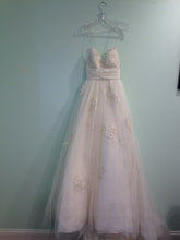 Load image into Gallery viewer, Wtoo &#39;Oriana&#39; - Wtoo - Nearly Newlywed Bridal Boutique - 5
