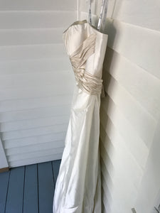 2 Be Bride 'Ivory' size 8 sample wedding dress side view on hanger