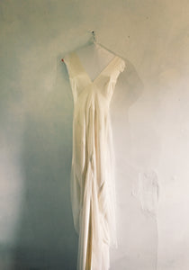 Johanna Johnson 'Hendricks' size 6 used wedding dress front view on hanger