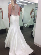 Load image into Gallery viewer, Mikado Couture &#39;206&#39; - MIKADO - Nearly Newlywed Bridal Boutique - 7
