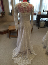 Load image into Gallery viewer, Badgley Mischka &#39;Elegant Lace&#39; - Badgley Mischka - Nearly Newlywed Bridal Boutique - 1
