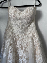 Load image into Gallery viewer, David&#39;s Bridal &#39;Sheer Lace and Tulle Ball Gown WG3861&#39;
