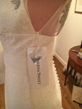 Load image into Gallery viewer, Melissa Sweet &#39;Ambrose&#39; - Melissa Sweet - Nearly Newlywed Bridal Boutique - 2
